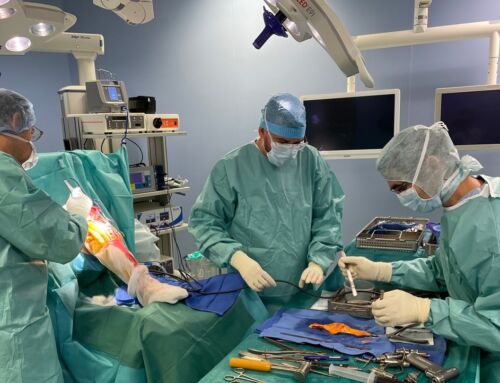 Chirurgie Allogreffe d’appareil extenseur